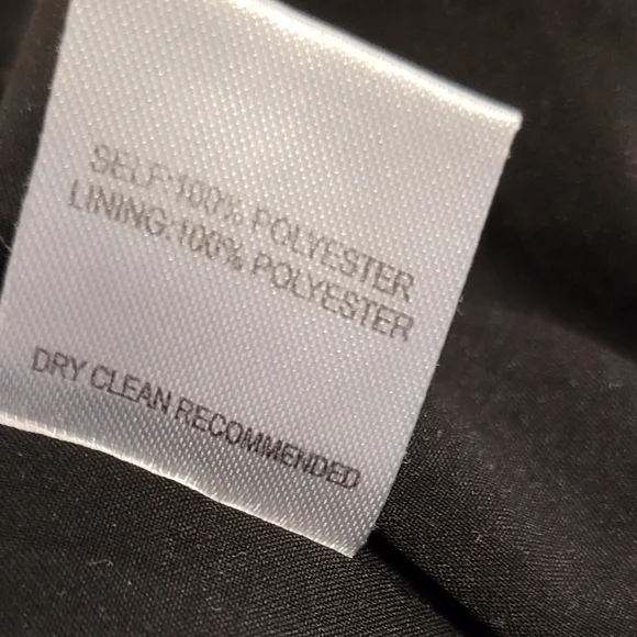 ALI & JAY Elegant Black V-Neck Jumpsuit - Picture 4 of 11